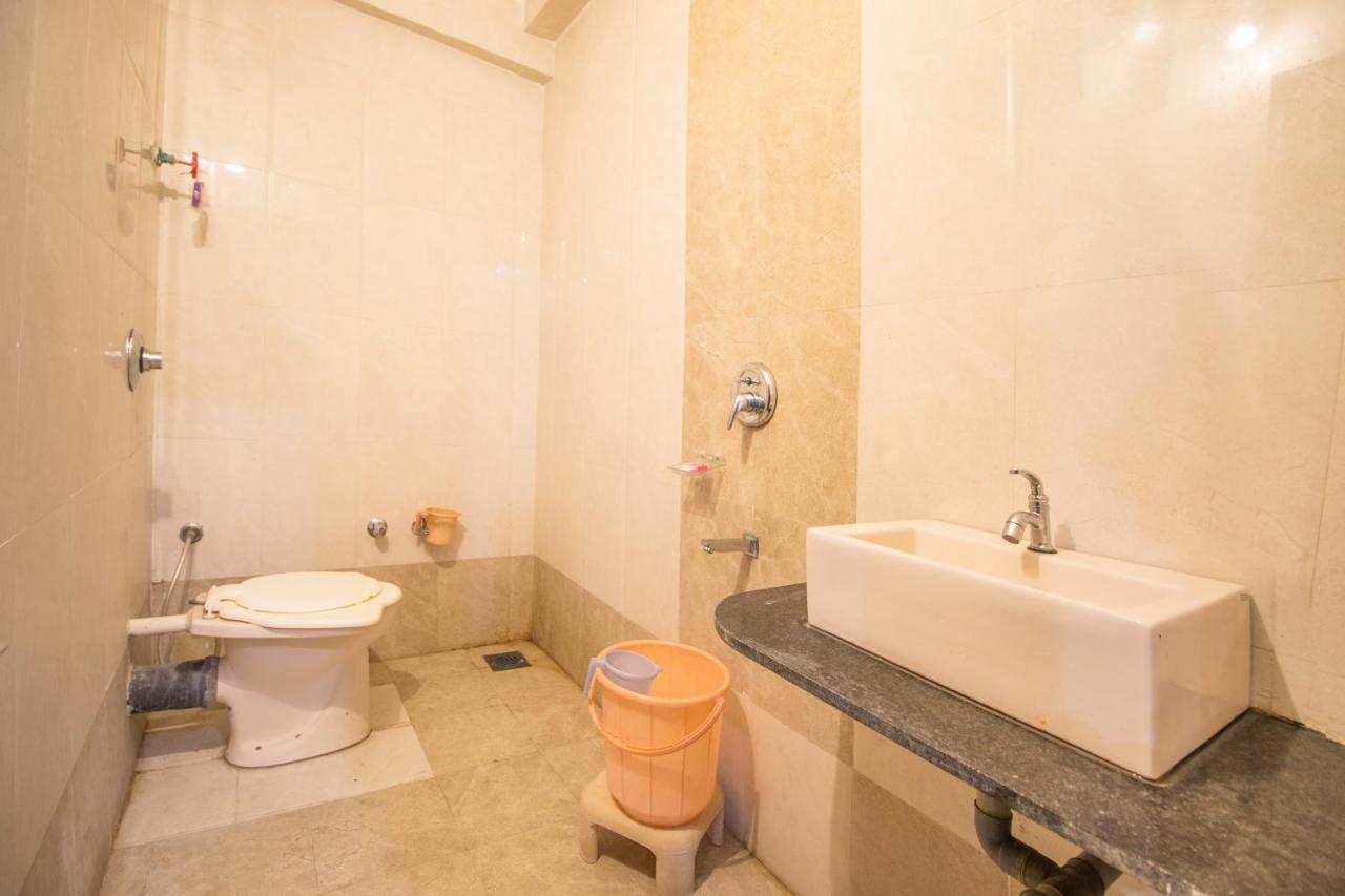 Hotel Yogiraj Palace Shegaon Kültér fotó